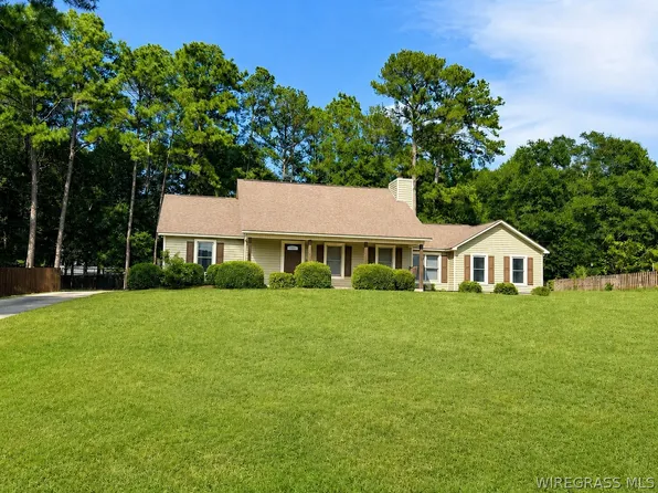 2295 Campground Rd, Ozark, AL 36360