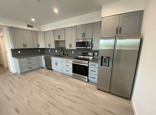 10455 Etiwanda Ave, Porter Ranch, CA 91326