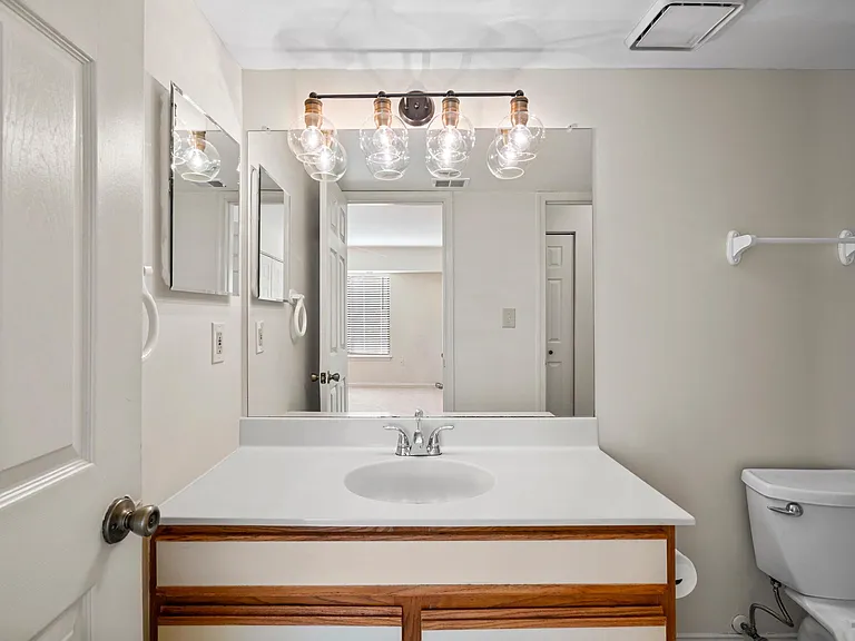 9555 Battery Heights Blvd #203 — Photo 18