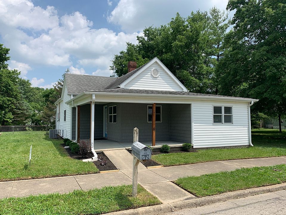1st image of 1514 S Meeker Ave