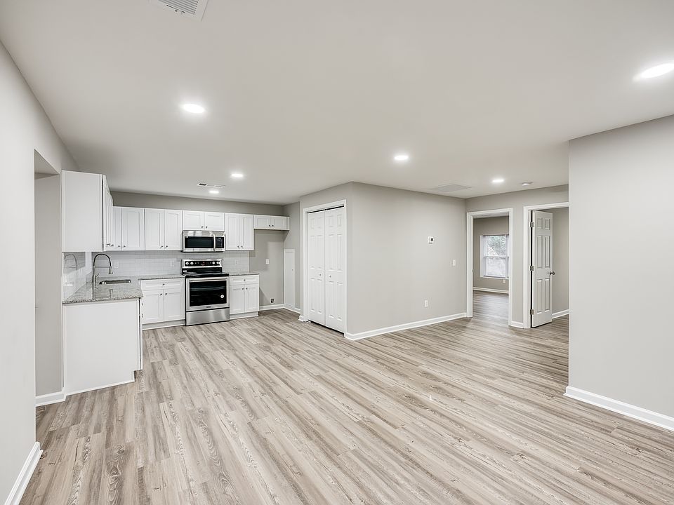 1st image of 5494 Saddle Club Rd #3