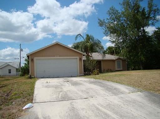 1st image of 972 SW Gaitor Ave