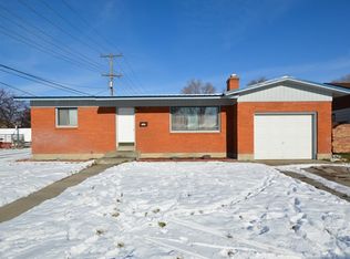 102 W Crowley St, Idaho Falls, ID 83402