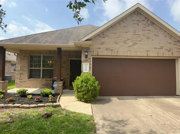 18219 Redoak Manor Ln, Cypress, TX 77433
