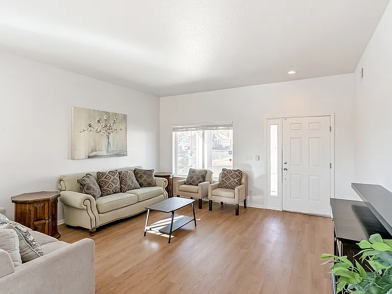 5178 Netherland St — Photo 4