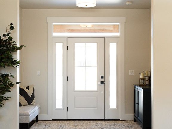 3rd image of 114 Grouse Haven Way