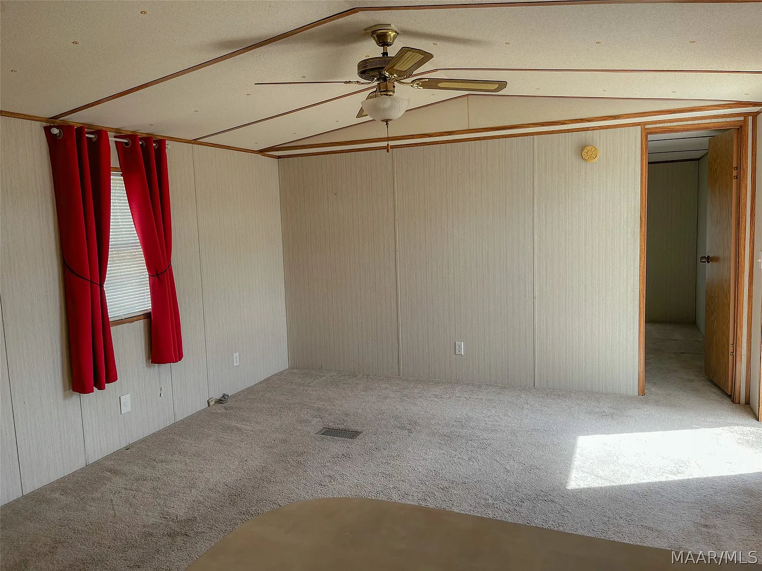 2 bed, 2.0 bath, 840 sqft, $875 — Photo 3