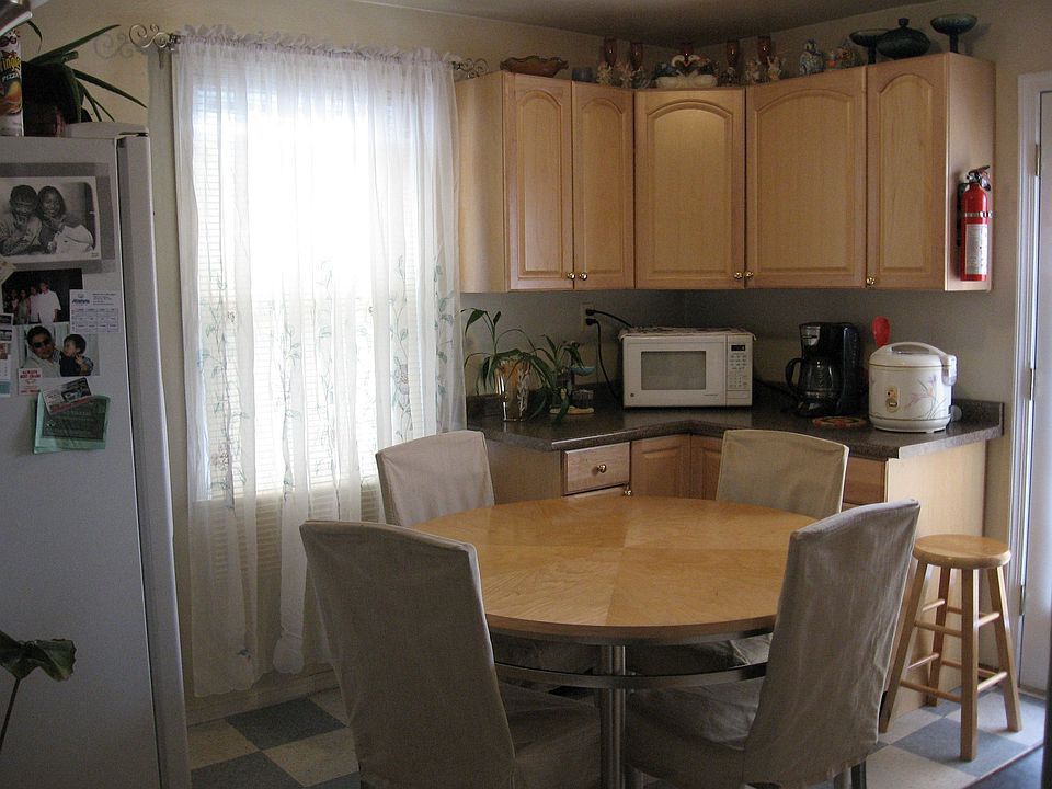 2nd image of 59 Chester Cir