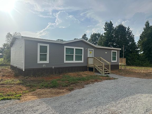 2nd image of 412 Coggins Loop