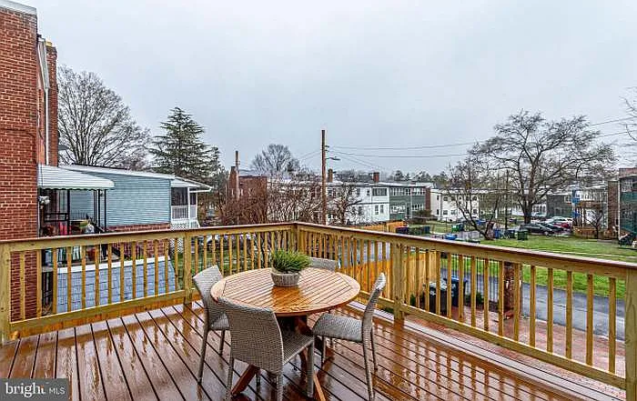 809 Taylor St NE — Photo 23