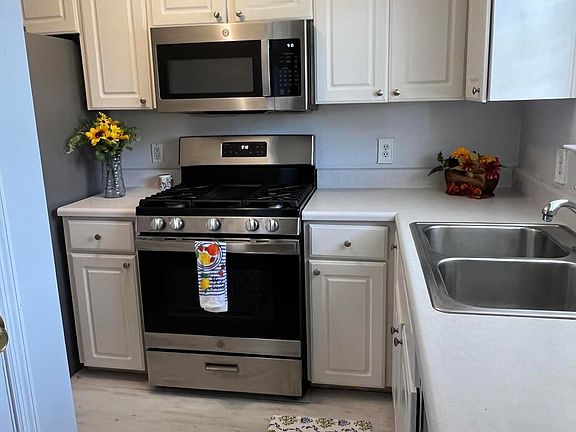 5th image of 6590 Harbour Blvd