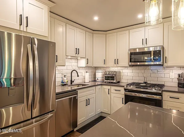 73 Verbena Court, Jackson, NJ 08527