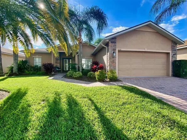 4048 Dunmore Dr, Lake Wales, FL 33859