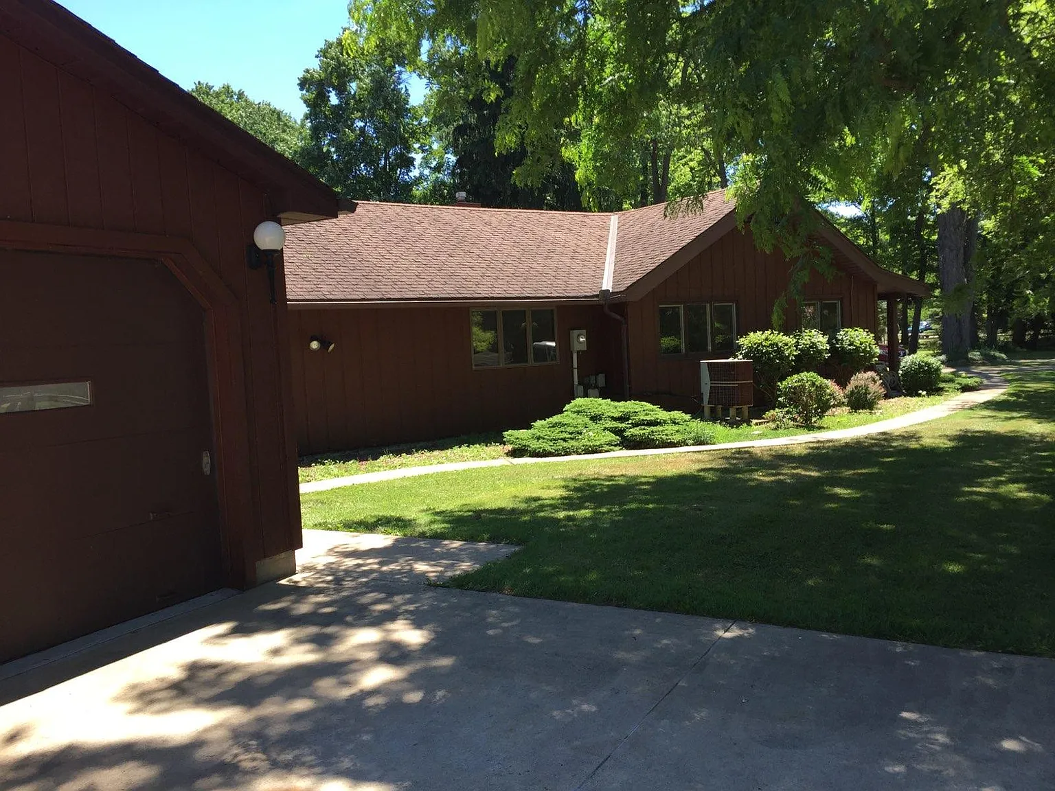 5495 Barton Rd photo 1