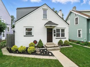 867 Gladden Rd, Columbus, OH 43212