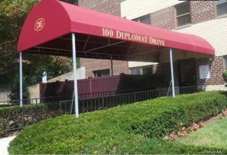 1st image of 100 Diplomat Dr APT 8N
