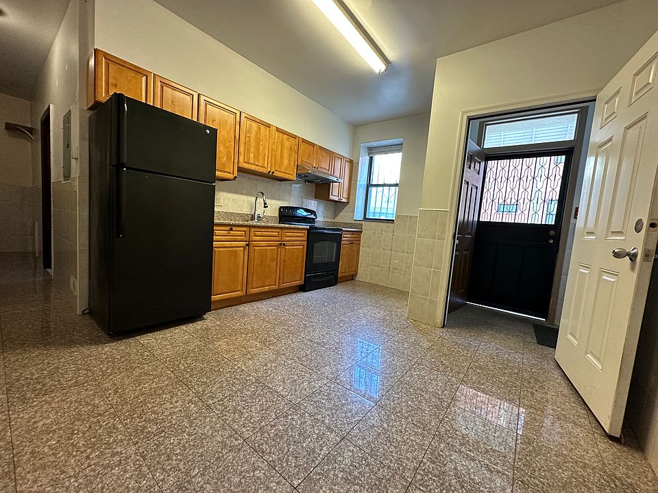 1st image of 1235 N 15th St #1C
