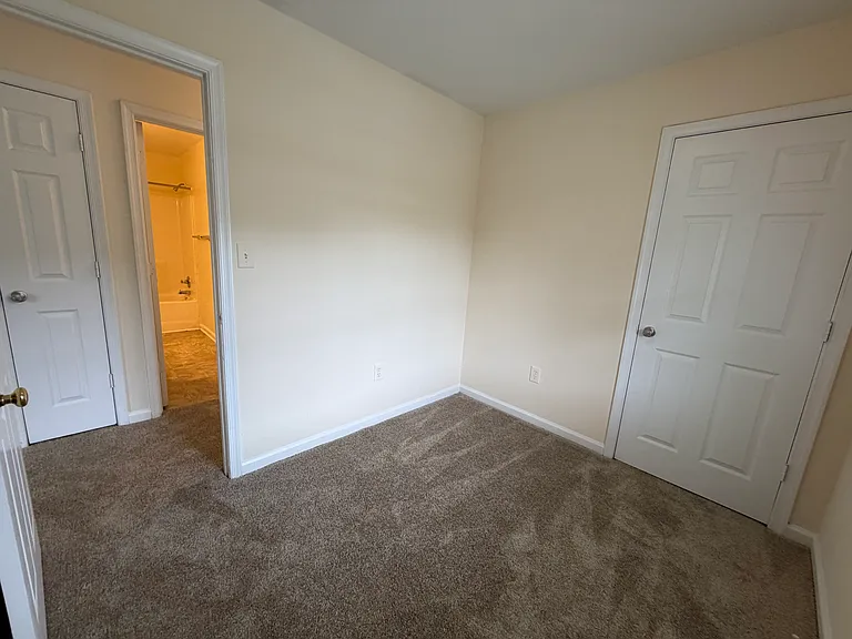115 McConville Rd #B — Photo 12