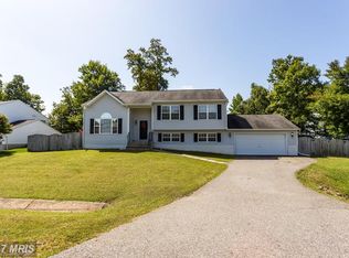 8712 Forest Glen Cir, Fredericksburg, VA 22407