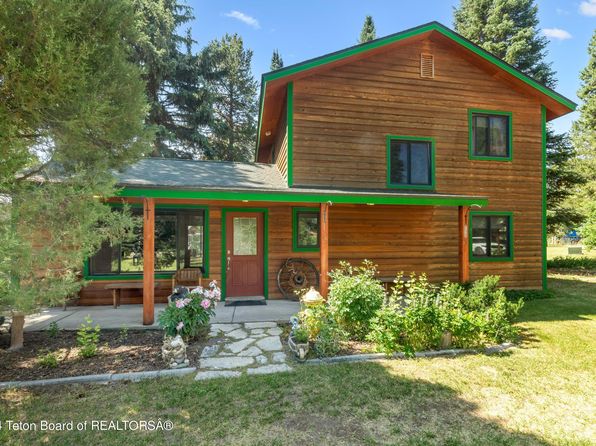 713 & 727 Old Alpine Rd, Alpine, WY 83128