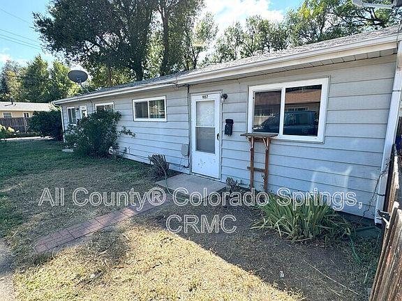 2nd image of 907 E 2nd St