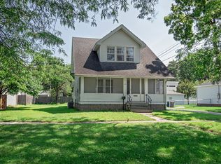 613 Locust St, Perrysburg, OH