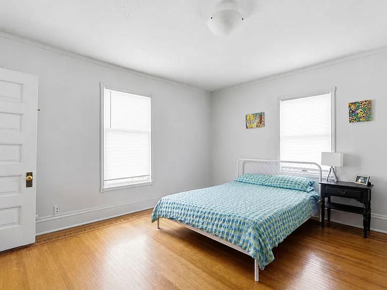 2541 Garfield Ave #3 — Photo 9