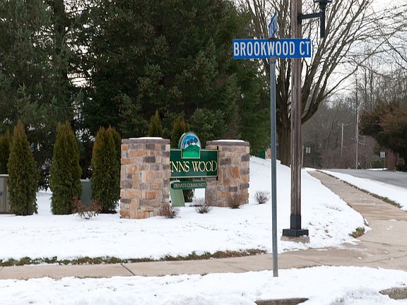 Brookwood Ct