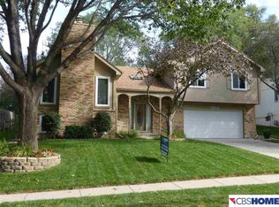 15522 Charles St, Omaha, NE 68154