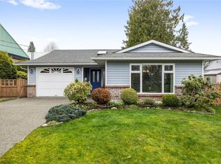 789 Primrose St, Qualicum Beach, BC V9K1S1