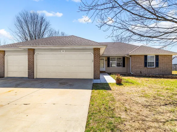 406 E Hardy Street, Republic, MO 65738