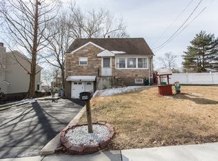 169 Livingston St, Clifton, NJ 07013