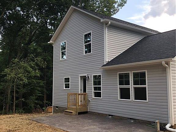 4th image of 228 Vandalia Rd