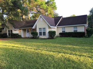 1461 Tracewood Dr, Jackson, MS 39211