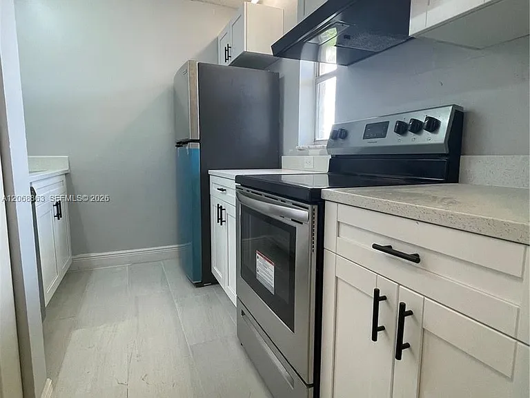 10169 Twin Lakes Dr #23 — Photo 6