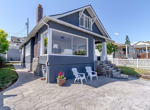 3rd image of 3012 N 31st St
