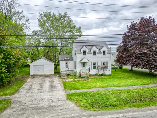 383 Main Street, Pittsfield, ME 04967