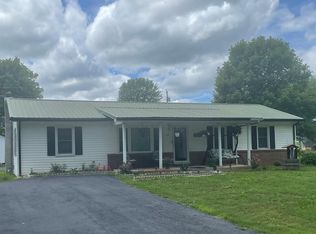 177 Horseshoe Dr, Cookeville, TN 38506