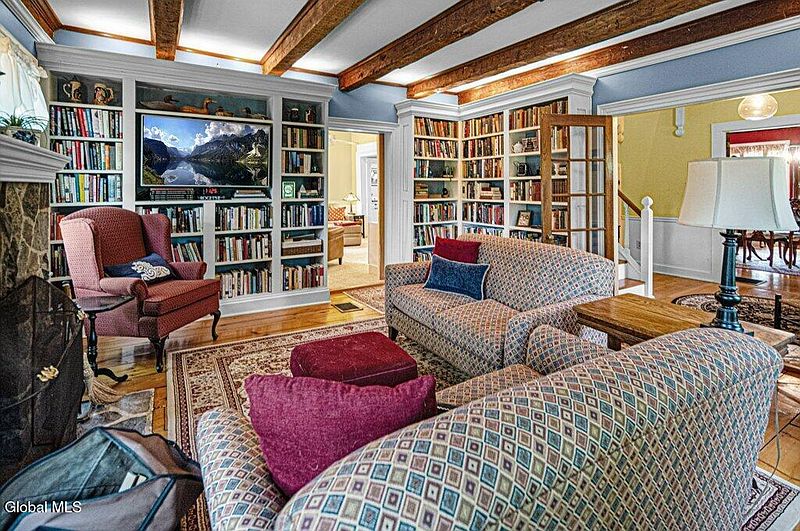5th image of 1226 Sacandaga Road