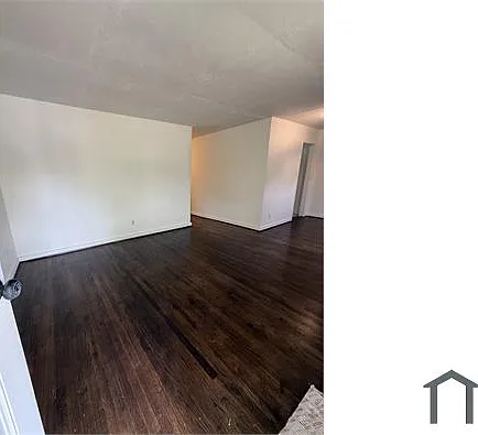 3 bed, 900 sqft, $1,000 — Photo 3