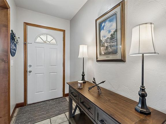 3rd image of 2096 County Road 1237
