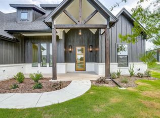 2037 Sunset Ridge Dr, Weatherford, TX 76087