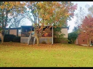 2221 Highland Dr, Butler, PA 16002