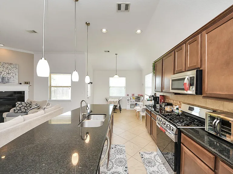 20626 Bandrock Ter — Photo 29