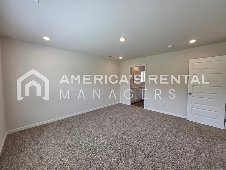 107 Jonboy Ave — Photo 32