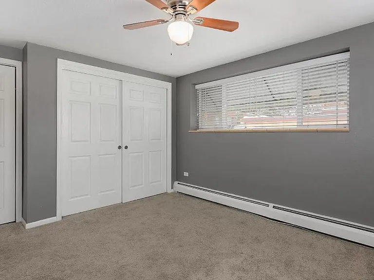 909 S Pearl St — Photo 12