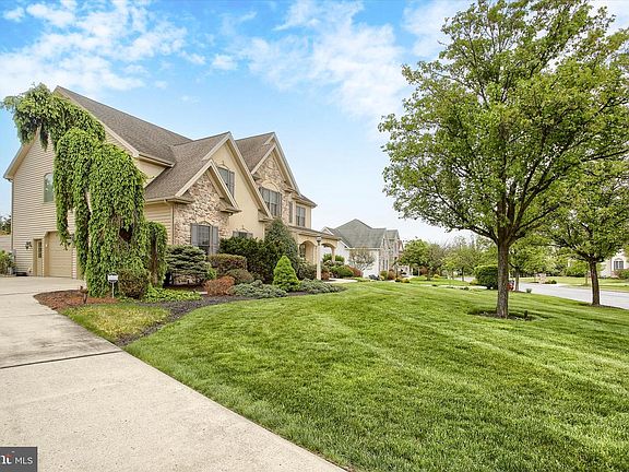 5th image of 6445 McCormick Ln