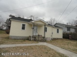 95 Bower St NW, Christiansburg, VA 24073