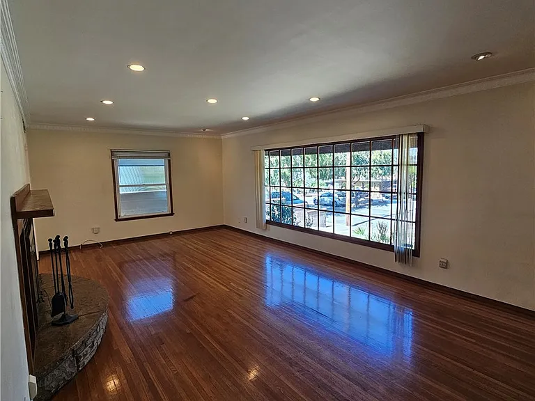 12627 Manor Dr — Photo 5