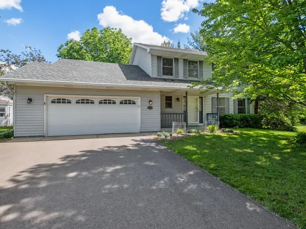 2359 Heights Ave E, Maplewood, MN 55119